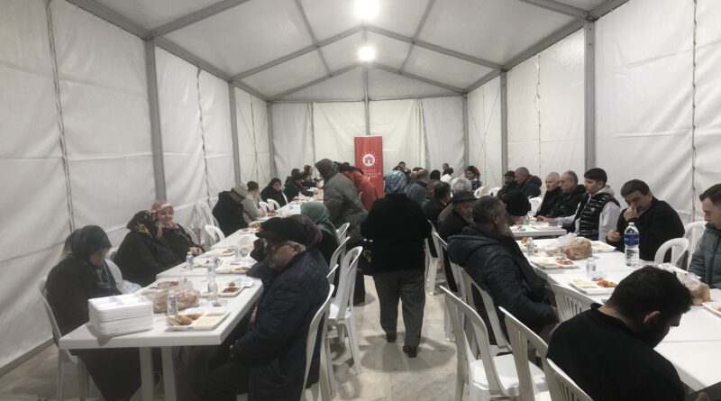 2. Bayezid Camii’nde Milli Saraylar’dan İftar