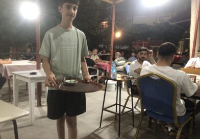 Akıllı Berat, Okul Masrafları İçin Yaz Tatilini Boş Geçirmiyor