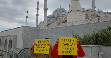 Hikaye/Zarife Yurt Akbaş Yazdı: Kızın Kıyafetine Kim Karıştı?