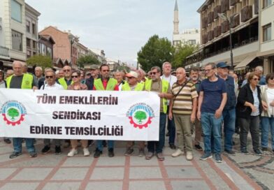 “Seyyanen Zam Bütün Emeklilere Verilmelidir”