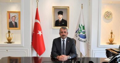 Vali Sezer’in 29 Ekim Cumhuriyet Bayramı Kutlama Mesajı